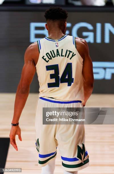 COLLECTABLE MATCH ISSUED SHIRT FRAMED 61cm X 81cm AND SIGNED BY THE 2X NBA MVP, 1X FINALS MVP GIANNI ANTETOKOUNMPO HOUSTON ROCKETS – MILWAUKEE BUCKS 120-116 ( 03/08/20) COA GREY FLANNEL AND LOA JSA - Image 13