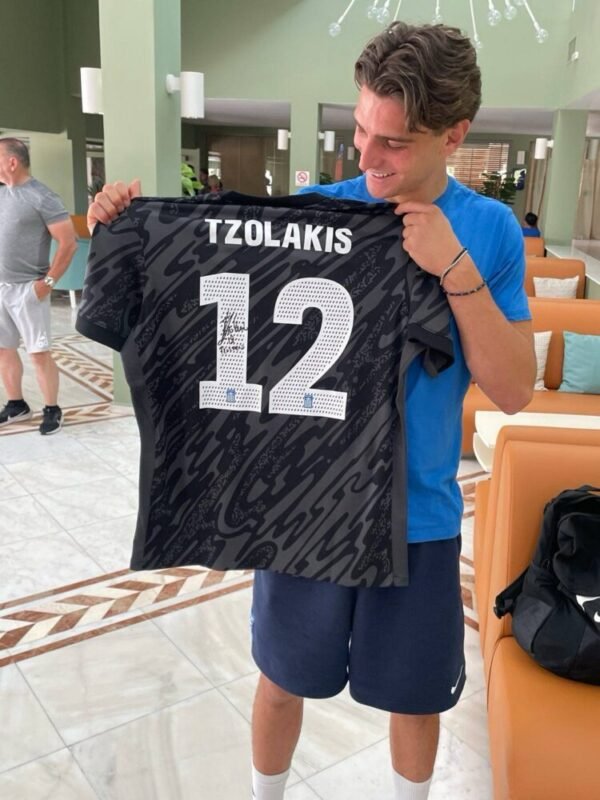 MATCH ISSUED SHIRT AND SIGNED  KONSTANTINOS TZOLAKIS GREECE – SLOVAKIA 4-1 (07/06/25) INTERNATIONAL FRIENDLY - Image 2