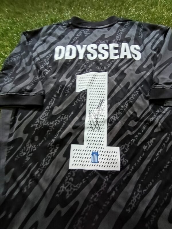 MATCH  ISSUED SHIRT AND SIGNED  ODYSSEAS VLACHODIMOS GREECE – SLOVAKIA 4-1 (07/06/25) INTERNATIONAL FRIENDLY - Image 6