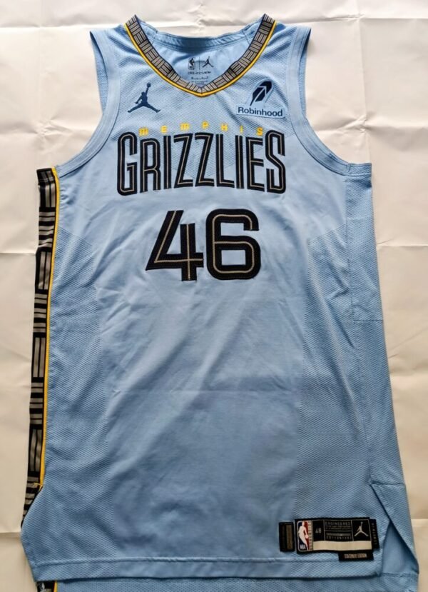MATCH WORN SHIRT JOHN KONCHAR MEMPHIS GRIZZLIES – OKLAHOMA THUNDER 80-131 (20/04/25)  GAME 1 FIRST ROUND NBA PLAYOFFS ( 2 POINTS, 3 REBOUNDS, 2 ASSISTS, 1 STEAL) COA NBA, PHOTOMACHED - Image 3
