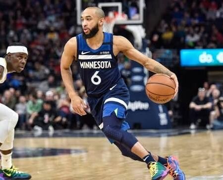 GAME ISSUED WARM-UP JACKET  JORDAN MCLAUGHLIN MINNESOTA TIMBERWOLVES  COA NBA