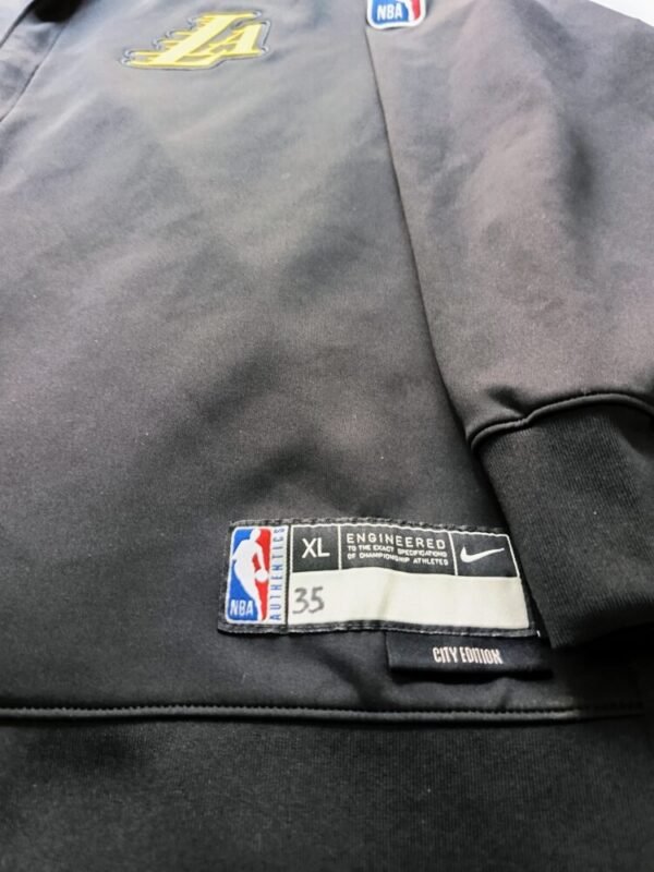 GAME ISSUED WARM-UP SET  CHRISTIAN WOOD L.A LAKERS – PHOENIX SUNS 106-103 (05/12/23)  COA NBA - Image 4