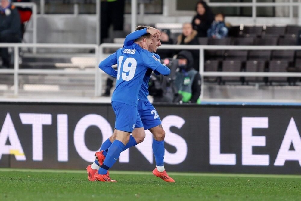 COLLECTABLE MATCH ISSUED SHIRT AND SIGNED OF THE GOAL SCORER CHRISTOS TZOLIS FINLAND – GREECE 0-2 (17/11/24) NATIONS LEAGUE
