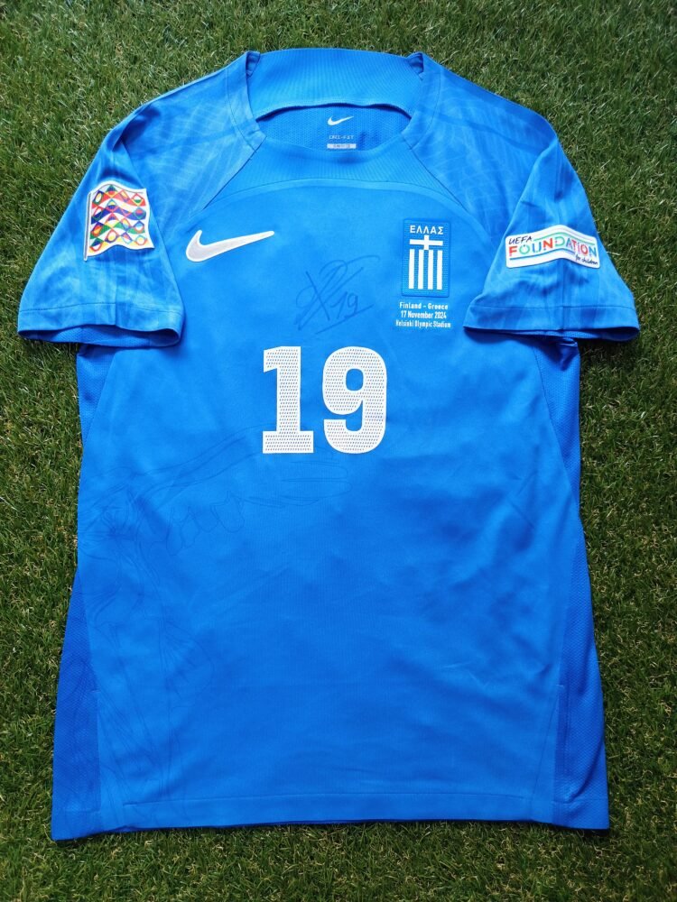 COLLECTABLE MATCH ISSUED SHIRT AND SIGNED OF THE GOAL SCORER CHRISTOS TZOLIS FINLAND – GREECE 0-2 (17/11/24) NATIONS LEAGUE - Image 3