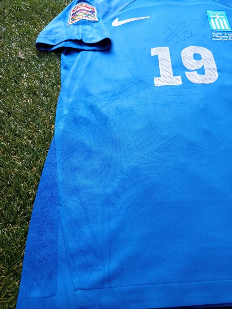 COLLECTABLE MATCH ISSUED SHIRT AND SIGNED OF THE GOAL SCORER CHRISTOS TZOLIS FINLAND – GREECE 0-2 (17/11/24) NATIONS LEAGUE - Image 6