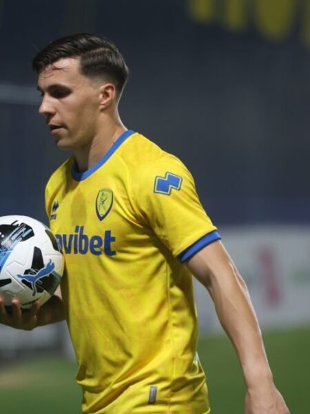 MATCH ISSUED OR WORN SHIRT MIGUEL LUIS PANAITOLIKOS - VOLOS 1-2 (13/09/25) SUPER LEAGUE