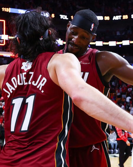 MATCH WORN SHIRT COLLECTABLE ON THE CHRISTMAS DAY COLE SWIDER MIAMI HEATS -PHILADELPHIA 76rs 119-113 (25/12/23) NBA REGULAR SEASON COA NBA