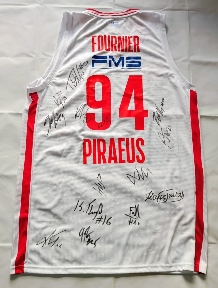COLLECTABLE OFFICIAL JSA SHIRT OF THE GREEK CHAMPIONS EVAN FOURNIER SIGNED BY ALL THE TEAM OF OLYMPIAKOS B.C AND THE COACH GEORGE BARTSOKAS - Image 2