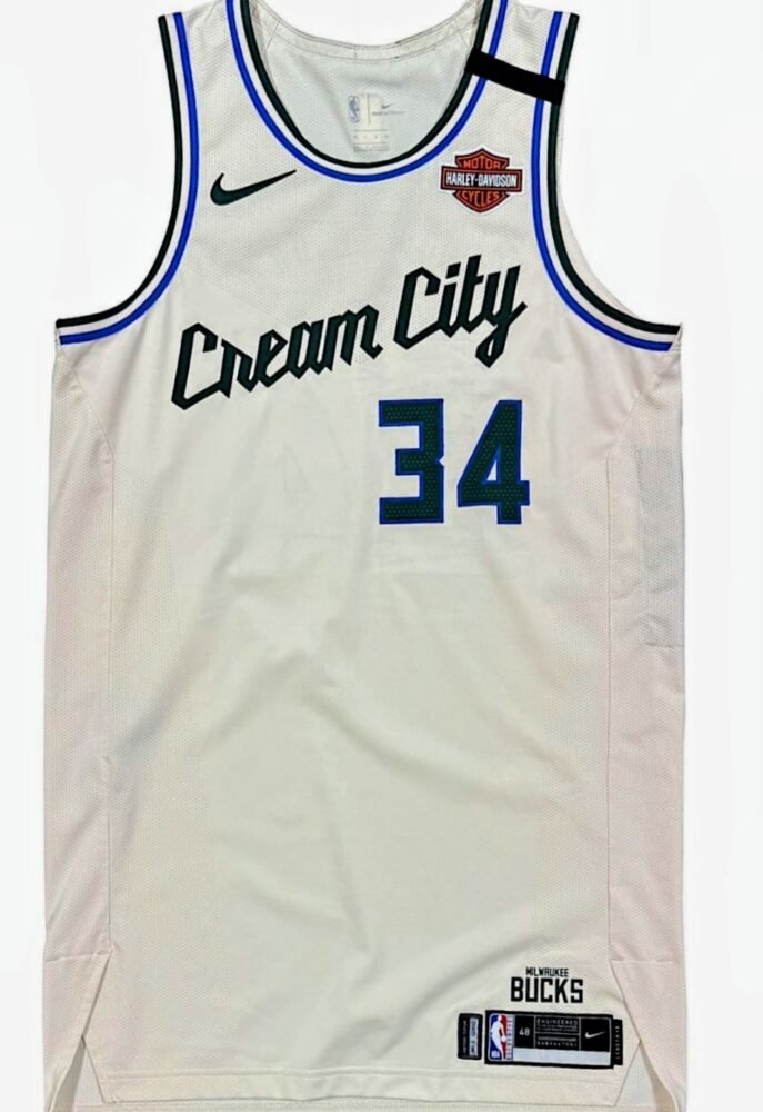 COLLECTABLE MATCH ISSUED SHIRT FRAMED 61cm X 81cm AND SIGNED BY THE 2X NBA MVP, 1X FINALS MVP GIANNI ANTETOKOUNMPO HOUSTON ROCKETS – MILWAUKEE BUCKS 120-116 ( 03/08/20) COA GREY FLANNEL AND LOA JSA - Image 5