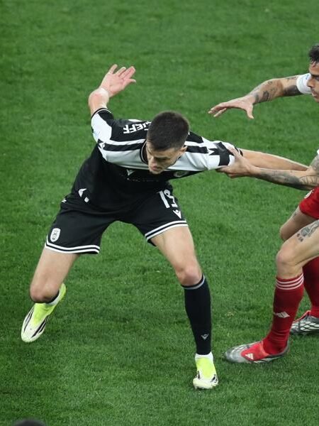 MATCH WORN SHIRT UNWASHED DIRTY AND SIGNED  ALEXANDER JEREMEJEFF  OLYMPIAKOS - PAOK 0-0 (08/03/26) SUPER LEAGUE