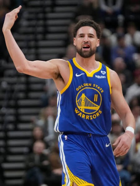 COLLECTABLE OFFICIAL JERSEY NIKE GOLDEN STATE WARRIORS SIGNED BY THE SUPER STAR  KLAY THOMPSON