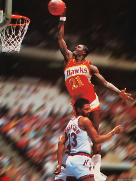 COLLECTABLE ATLANTA HAWKS JERSEY SIGNED BY -1X NBA MVP -9X NBA ALL STAR AND HALL OF FAMER  DOMINIQUE WILKINS  COA BECKETT