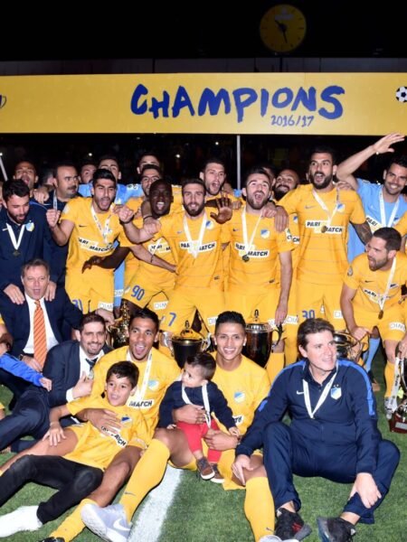 APOEL - OFFICIAL COLLECTOR’S JERSEY CELEBRATING THE CLUB’S 26TH LEAGUE TITLE AND 90TH ANNIVERSARY - SIGNED BY THE 2016/2017 SQUAD