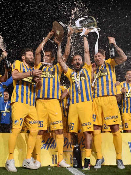 APOEL - OFFICIAL COLLECTOR’S JERSEY CELEBRATING THE CLUB’S 28TH LEAGUE TITLE - SIGNED BY THE 2018/2019 SQUAD
