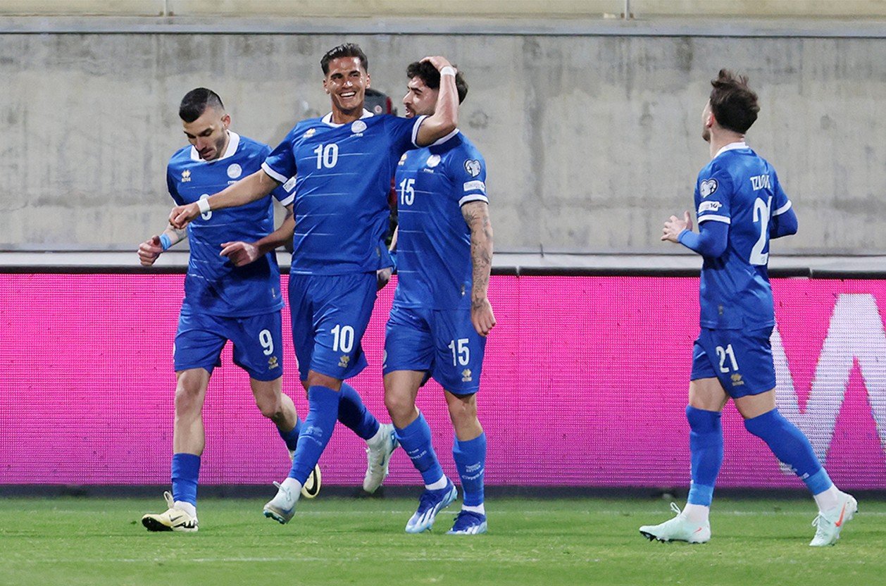 CYPRUS NATIONAL TEAM – ADIDAS (OCEANUZ CLUB) TEAM SIGNED BALL – SEASON 2024/2025