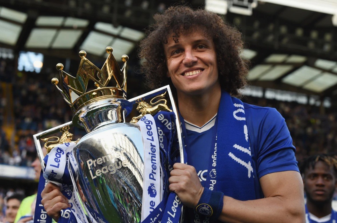 DAVID LUIZ – CHELSEA – HAND SIGNED FRAME
