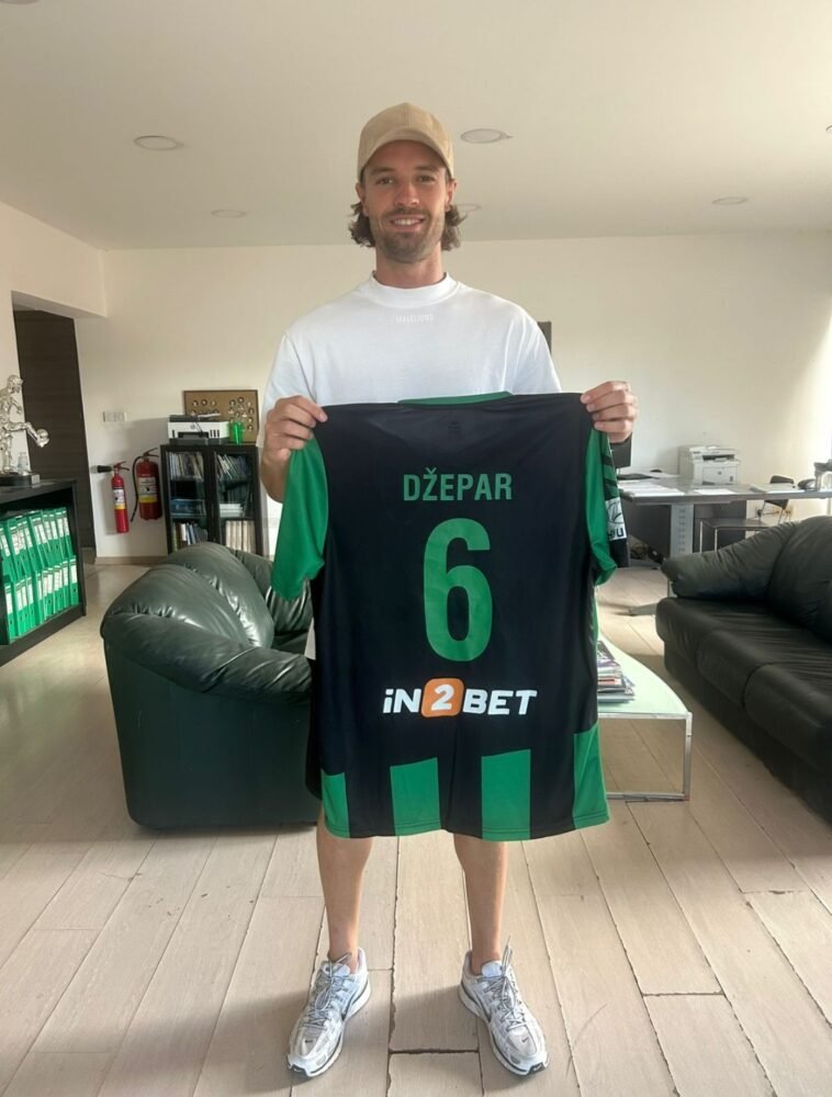 ORHAN DZEPAR – OLYMPIAKOS NICOSIA – MATCH WORN AND SIGNED JERSEY – STOIXIMAN CYPRUS LEAGUE – SEASON 2025/2026 - Image 2