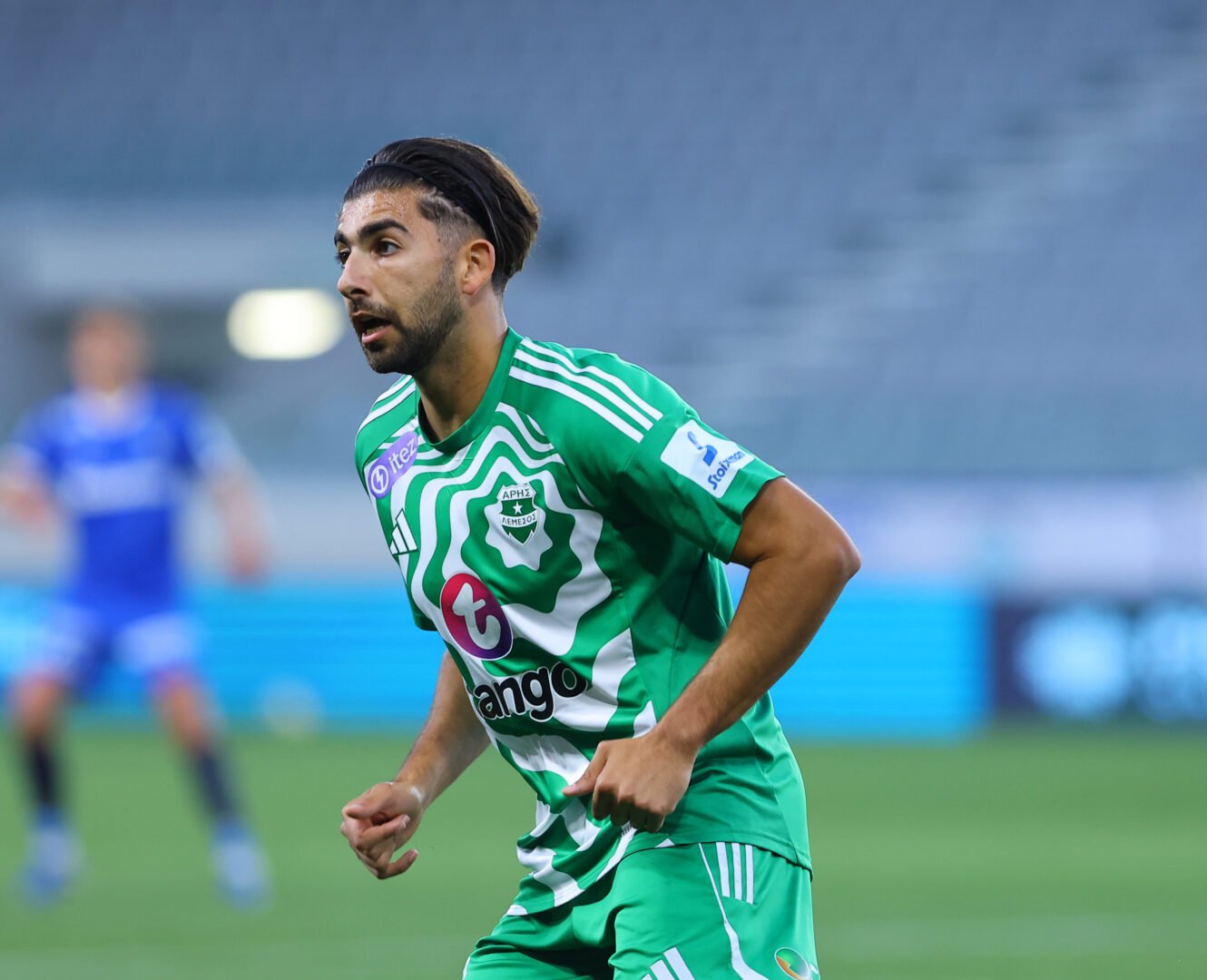 ANDRONIKOS KAKOULLIS – ARIS LIMASSOL – OFFICIAL SIGNED JERSEY – SEASON 2025/2026