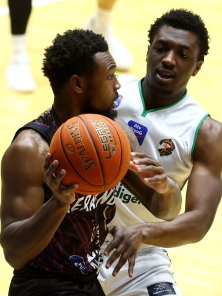 KERAVNOS STROVOLOU – MATCH USED AND TEAM SIGNED BALL – ECOMMBX CYPRUS LEAGUE - SEASON 2025/2026