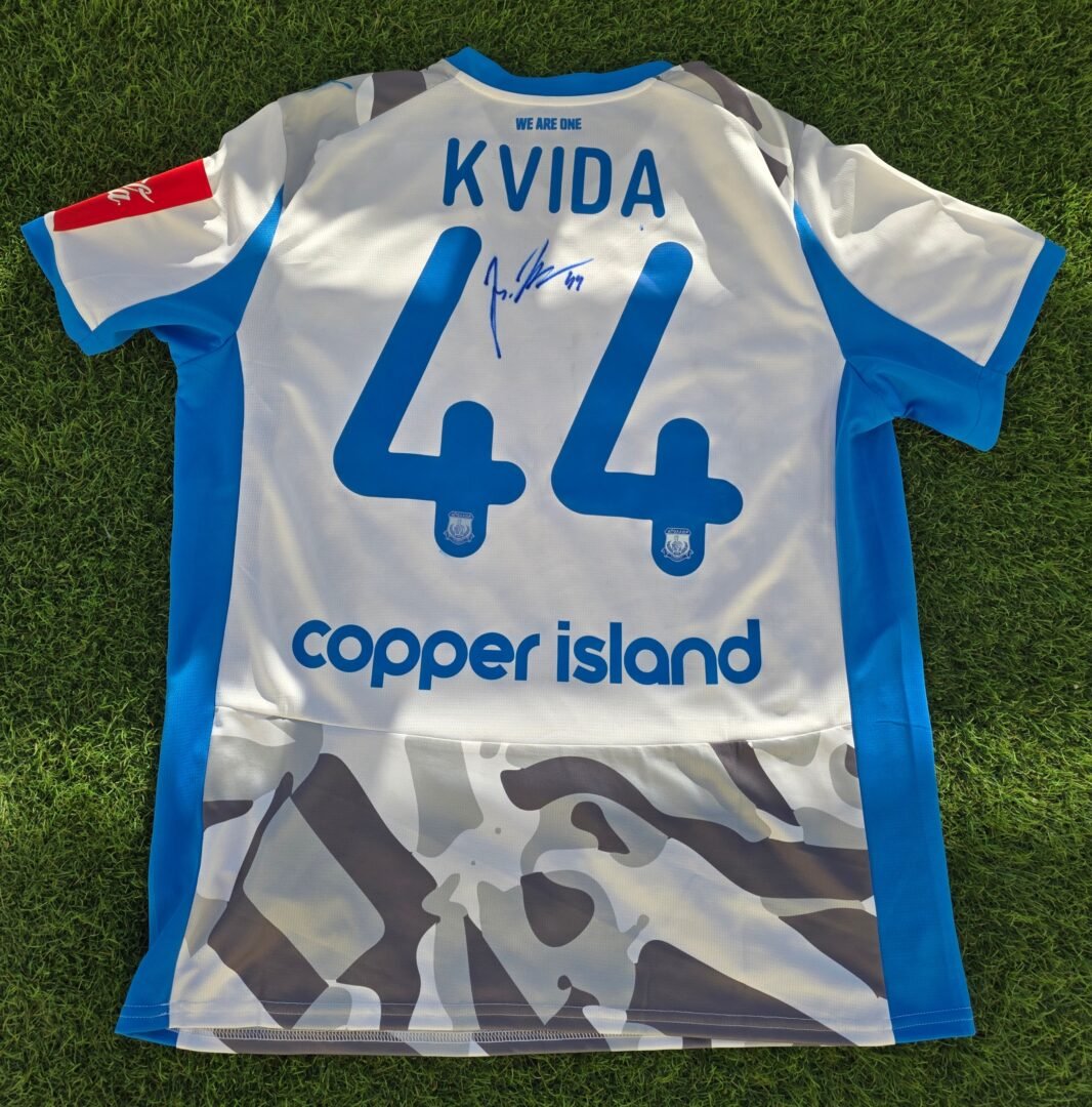 JOSEF KVIDA – APOLLON LIMASSOL – MATCH WORN (UNWASHED) AND SIGNED JERSEY FROM THE 2026 CYPRUS CUP FINAL – APOLLON VS PAFOS (0-2, 29/5/2026) - Image 3