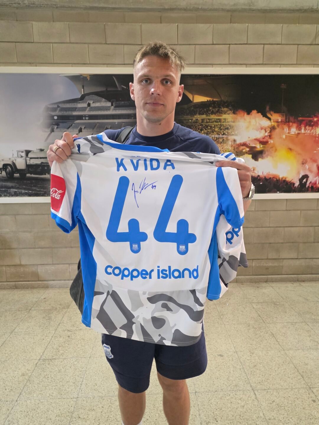 JOSEF KVIDA – APOLLON LIMASSOL – MATCH WORN (UNWASHED) AND SIGNED JERSEY FROM THE 2026 CYPRUS CUP FINAL – APOLLON VS PAFOS (0-2, 29/5/2026) - Image 2