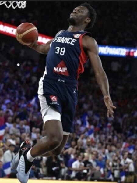 YOAN MAKOUNDOU - FRANCE NATIONAL TEAM - SIGNED FRAMED DISPLAY