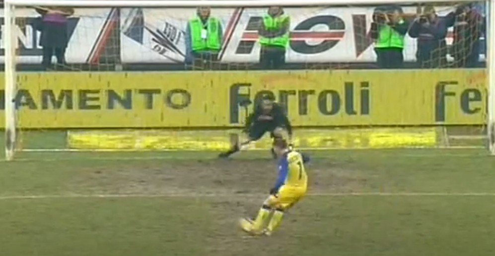 MICHELE MARCOLINI – CHIEVO VERONA – MATCH-WORN JERSEY – SERIE A – SEASON 2008/2009 - Image 4