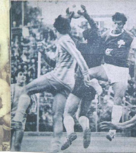 APOEL - MATCH PROGRAMME DUNFERMLINE ATHLETIC VS APOEL (10-1, 18/09/1968) - UEFA CUP WINNERS’ CUP - SIGNED BY DEMETRIS HIOTIS WHO PLAYED IN THE GAME