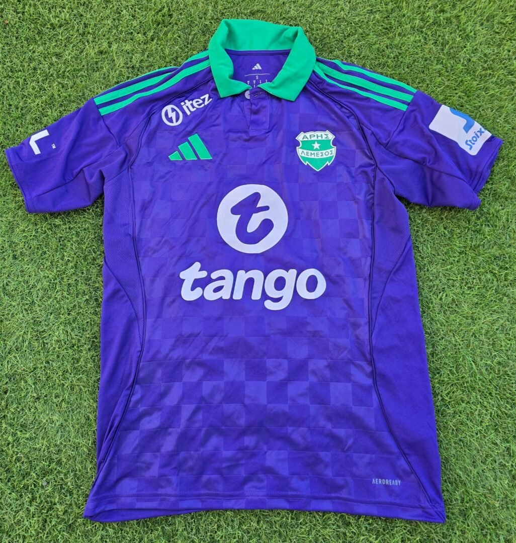 ROSS MCCAUSLAND – ARIS LIMASSOL – MATCH WORN AND SIGNED JERSEY – STOIXIMAN CYPRUS LEAGUE – SEASON 2025/2026 - Image 4