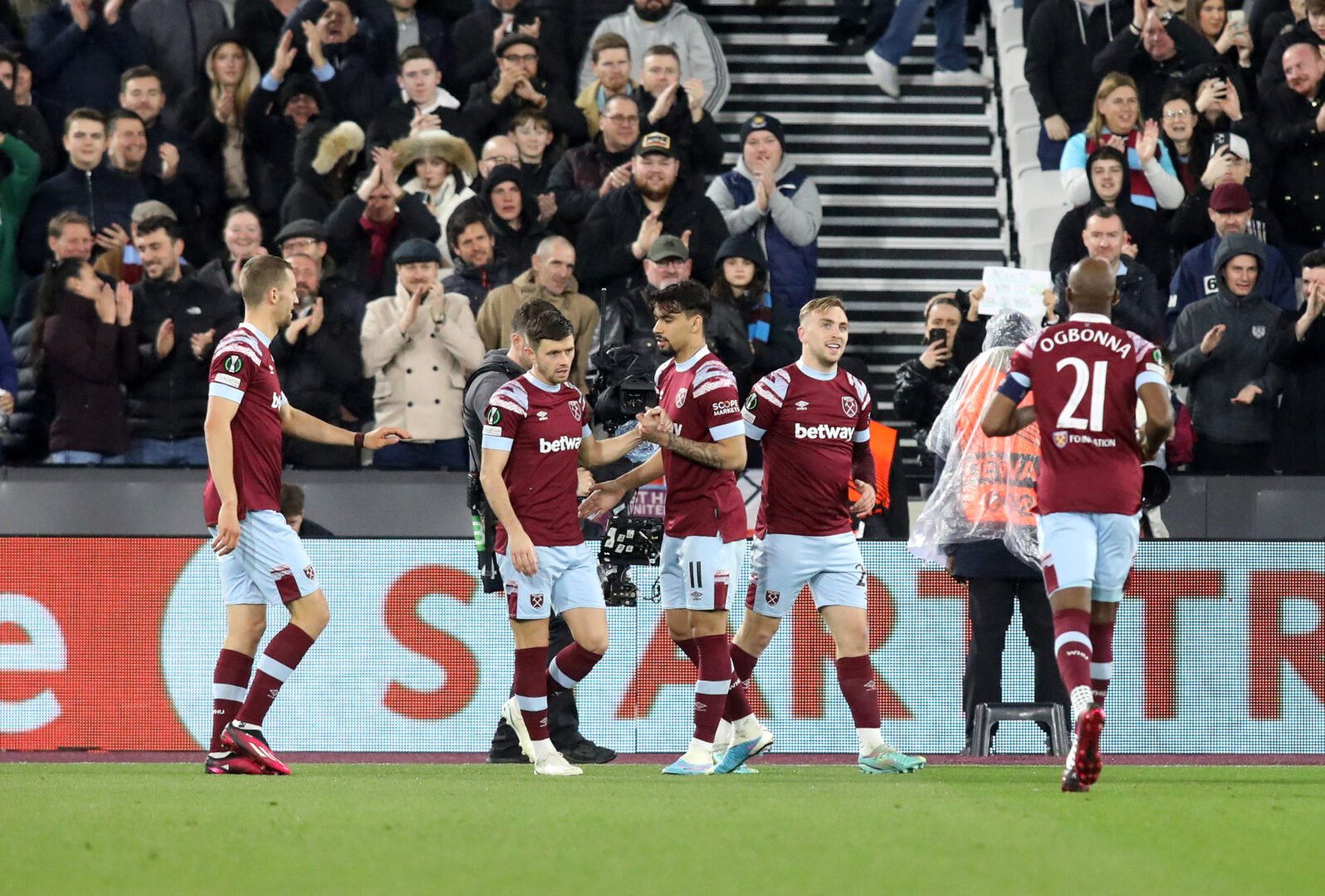 ANGELO OGBONNA – WEST HAM – CAPTAIN’S MATCH WORN JERSEY – WEST HAM VS AEK (4-0, 16/03/2023) – UEFA CONFERENCE LEAGUE – SEASON 2022/2023 - Image 5