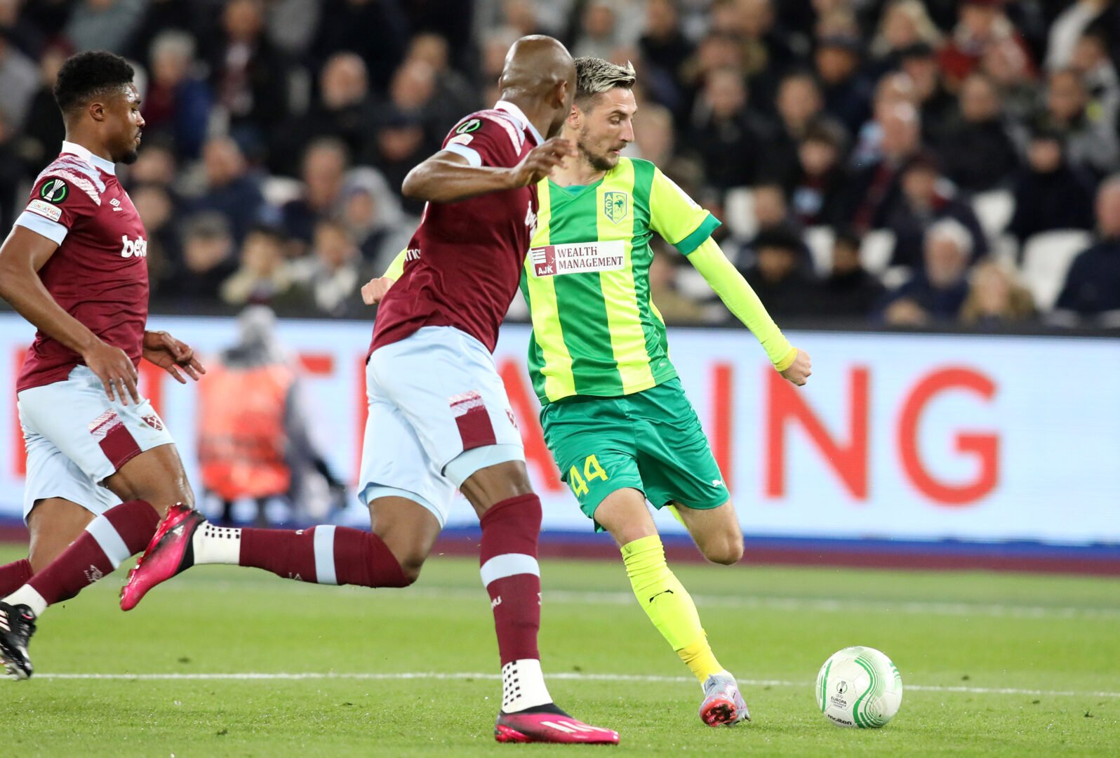 ANGELO OGBONNA – WEST HAM – CAPTAIN’S MATCH WORN JERSEY – WEST HAM VS AEK (4-0, 16/03/2023) – UEFA CONFERENCE LEAGUE – SEASON 2022/2023 - Image 4