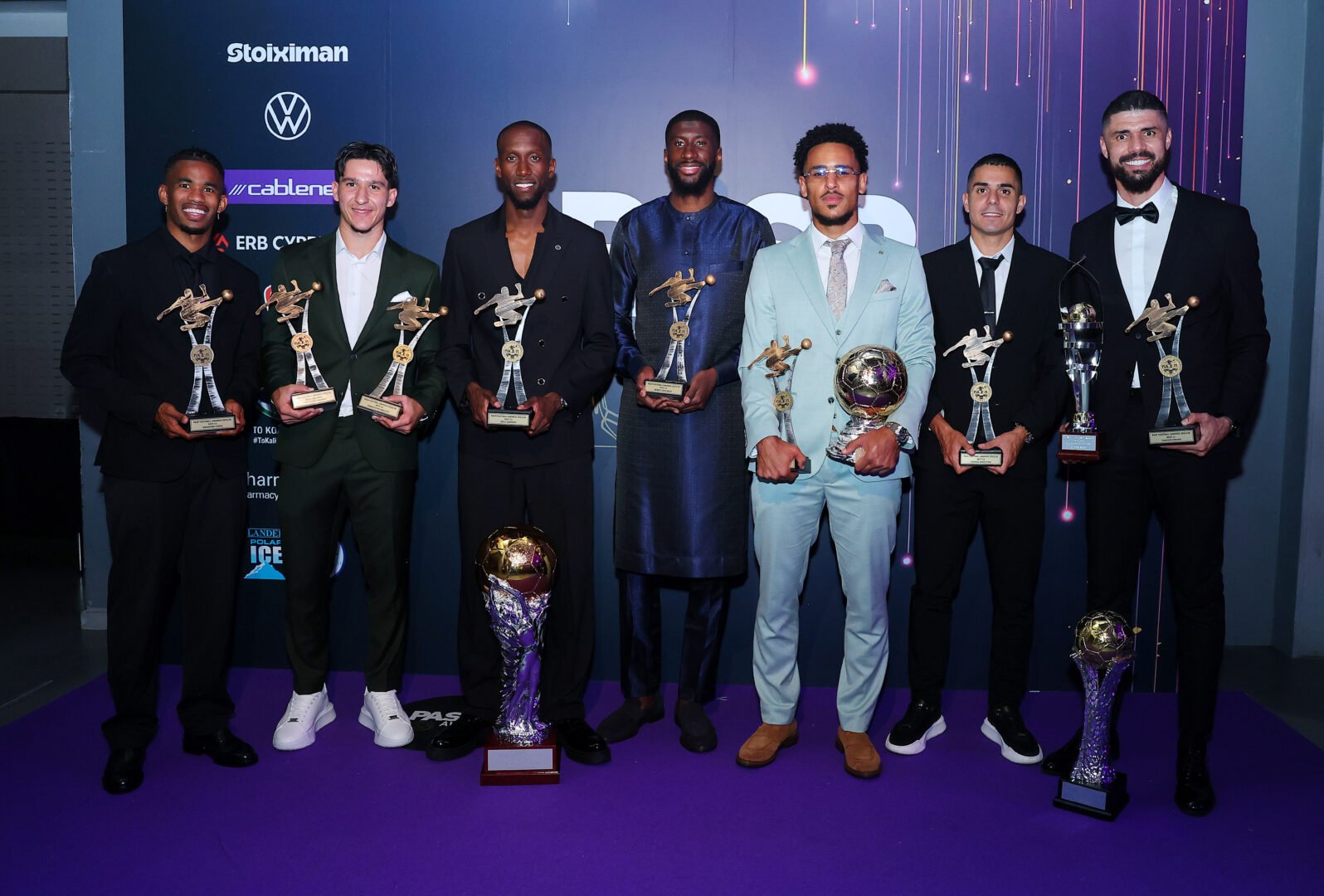 COLLECTOR’S JERSEY SIGNED BY THE BEST PLAYERS OF THE SEASON (PANCYPRIAN FOOTBALLERS ASSOCIATION AWARDS 2026) - Image 6