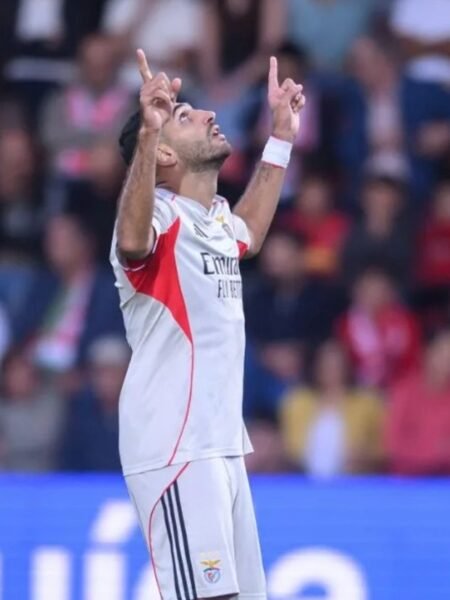 VANGELIS PAVLIDIS - BENFICA - OFFICIAL SIGNED JERSEY - SEASON 2025/2026