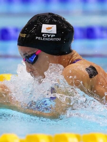 KAROLINA PELENDRITOU - CYPRUS NATIONAL TEAM - MATCH USED SWIMMING CAP AND GOGGLES - PARIS 2024 PARALYMPIC GAMES
