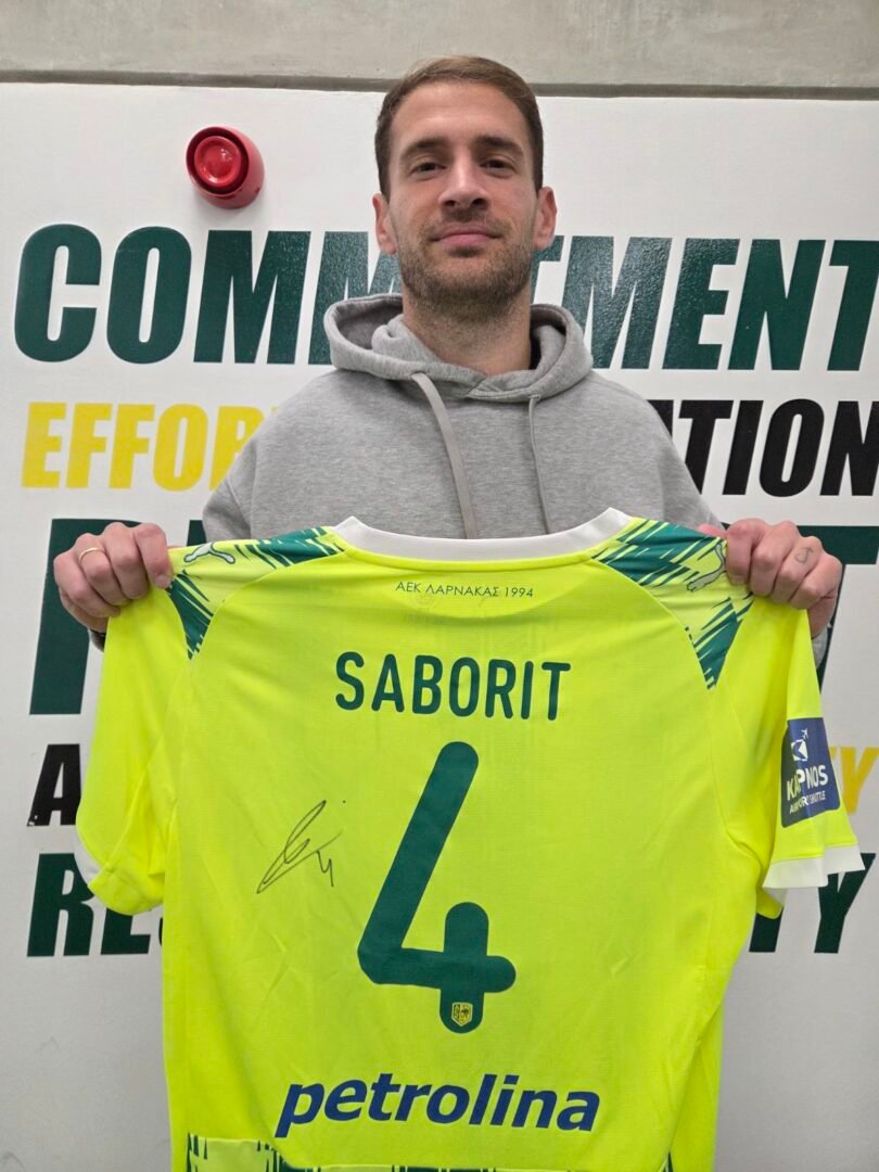 ENRIC SABORIT – AEK LARNACA – MATCH WORN OR ISSUED JERSEY – BRANN VS AEK LARNACA (2-1, 21/8/2025) – EUROPA LEAGUE QUALIFIERS – SEASON 2025/2026 - Image 2
