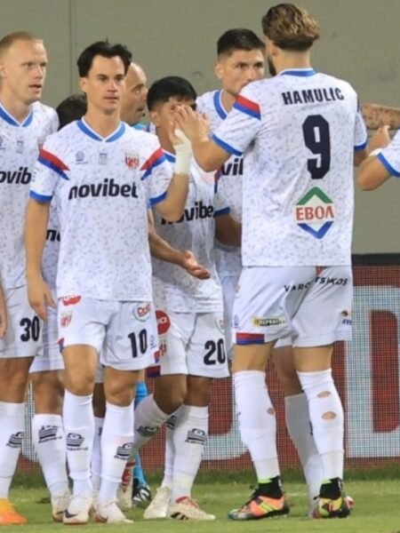 CARLES SORIA – OLYMPIAKOS VOLOU – MATCH WORN AND TEAM SIGNED JERSEY – GREEK SUPER LEAGUE – SEASON 2025/2026