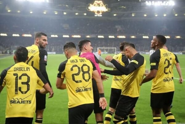 AEK ATHENS – OFFICIAL JERSEY SIGNED BY THE WHOLE TEAM – SEASON 2024/2025 - Image 4