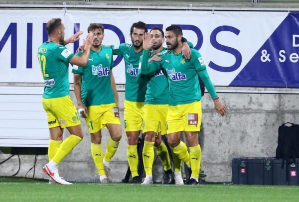 AEK Larnaca – OFFICIAL AND SIGNED JERSEY BY THE ENTIRE TEAM – SEASON 2020/2021 - Image 3