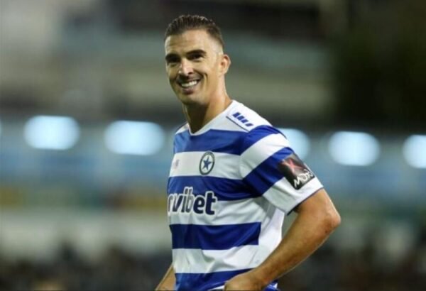 Carlitos – Atromitos Athens – WORN JERSEY – SUPER LEAGUE – SEASON 2024/2025 - Image 4