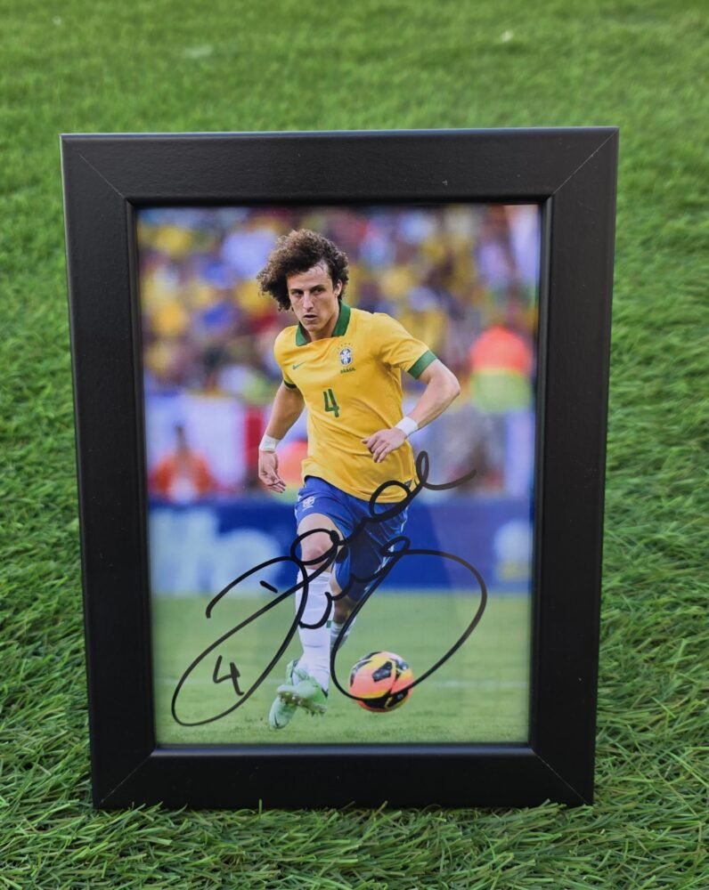 DAVID LUIZ – BRAZIL NATIONAL TEAM – HAND SIGNED FRAME - Image 2