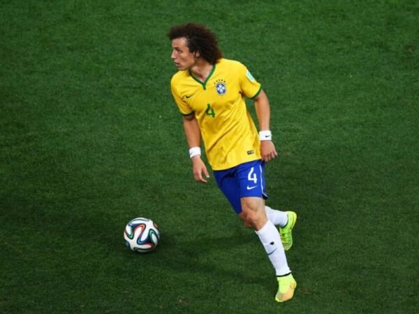 DAVID LUIZ – BRAZIL NATIONAL TEAM – HAND SIGNED FRAME