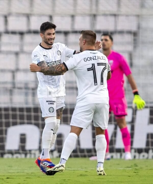 Taxiarchis Fountas – OFI – Match Worn/Issued and Signed by all the Team – Season 2024/2025 - Image 4