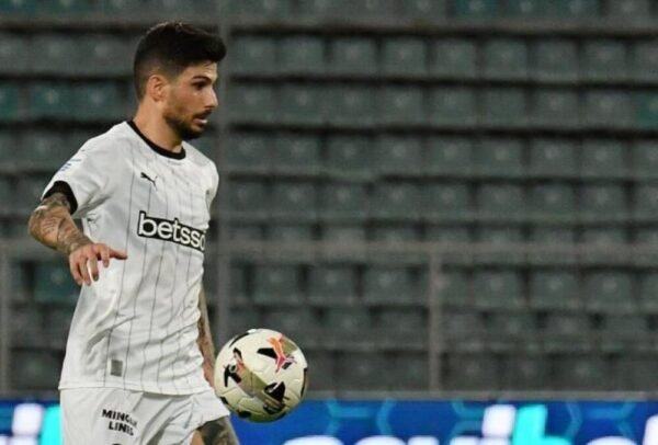 Taxiarchis Fountas – OFI – Match Worn/Issued and Signed by all the Team – Season 2024/2025