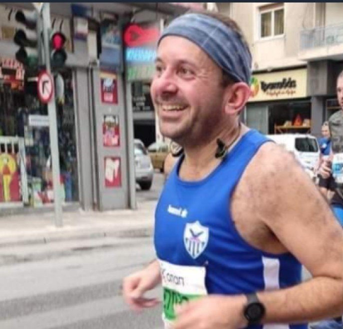 KYRIAKOS GIAGKOU – ANORTHOSIS FAMAGUSTA – MATCH-WORN JERSEY IN ATHENS MARATHON 2024 - Image 4