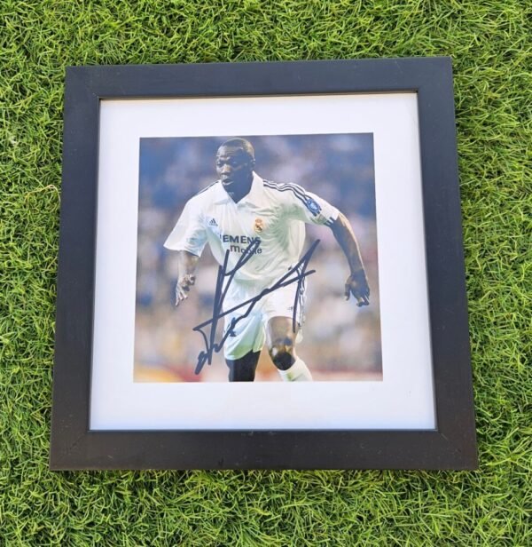 Claude Makélélé – Real Madrid – SIGNED FRAME - Image 3