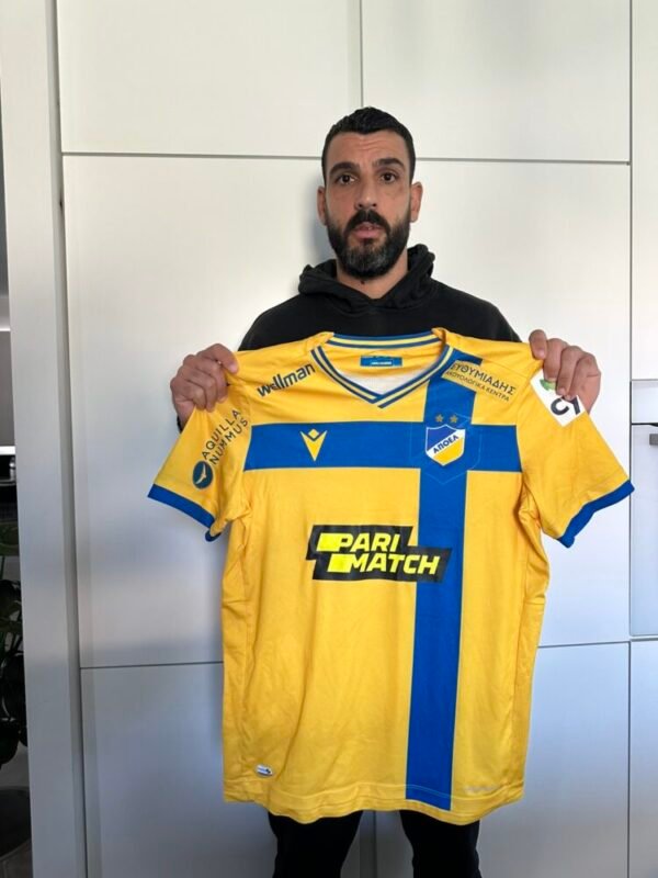 GIORGOS MERKIS – APOEL NICOSIA – MATCH WORN AND SIGNED  SHIRT – CYPRUS LEAGUE – SEASON 2021/2022 - Image 5