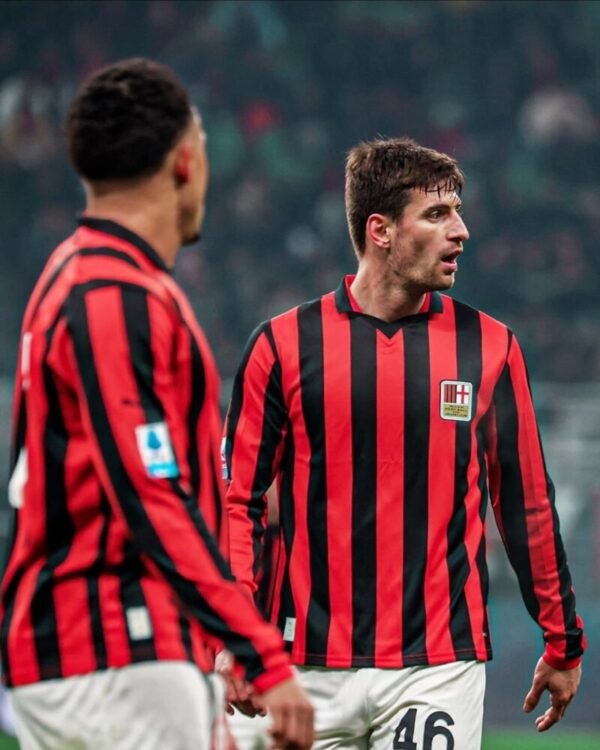 AC MILAN – COLLECTIBLE ANNIVERSARY SHIRT FOR THE 125 YEARS OF THE CLUB