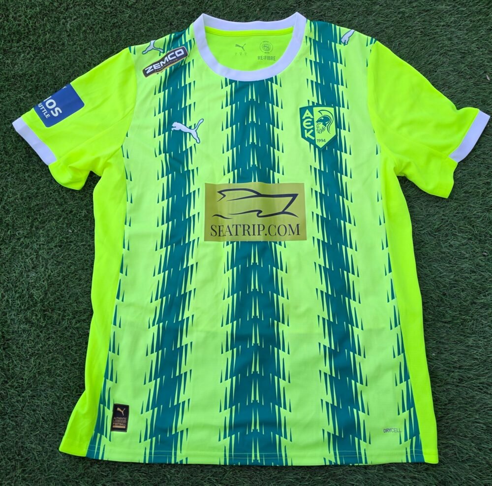 JORGE MIRAMON – AEK LARNACA – MATCH-WORN AND SIGNED JERSEY – BRANN VS AEK LARNACA (2-1, 21/08/2025) – UEFA CONFERENCE LEAGUE QUALIFIERS - Image 4