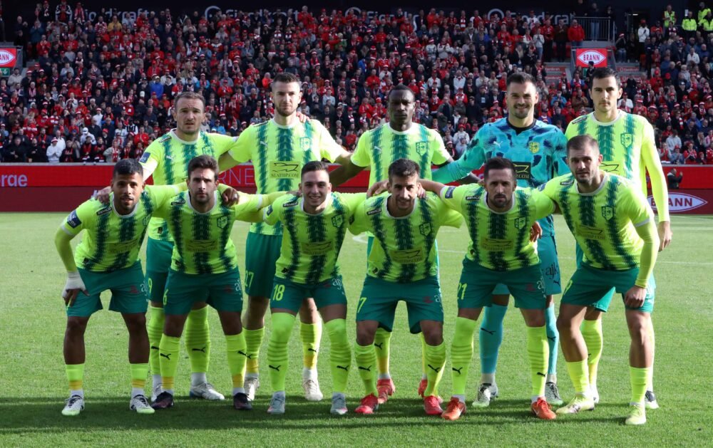 JORGE MIRAMON – AEK LARNACA – MATCH-WORN AND SIGNED JERSEY – BRANN VS AEK LARNACA (2-1, 21/08/2025) – UEFA CONFERENCE LEAGUE QUALIFIERS - Image 6