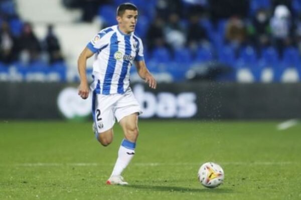 Sergi Palencia – Leganes – MATCH WORN AND SIGNED JERSEY – LA LIGA – SEASON 2021/2022 - Image 4